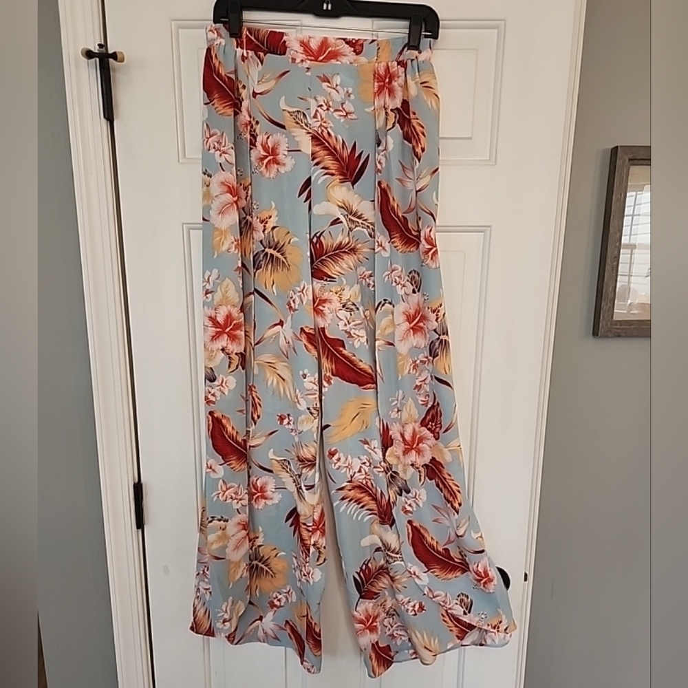 NWOT-L.Love Wide Leg Resort Casual Flowy Pants/Skirt Tropical Blue Hibiscus Sz L